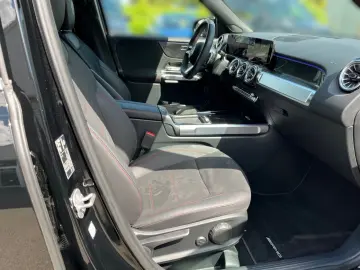 MERCEDES-BENZ GLB 200 d AMG Multibeam Easy-P Kamera …