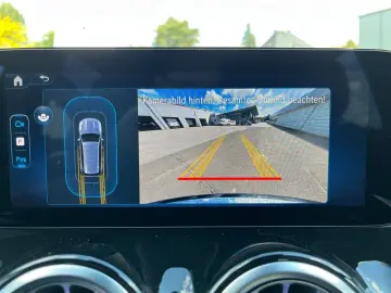 MERCEDES-BENZ GLB 200 d AMG Multibeam Easy-P Kamera …