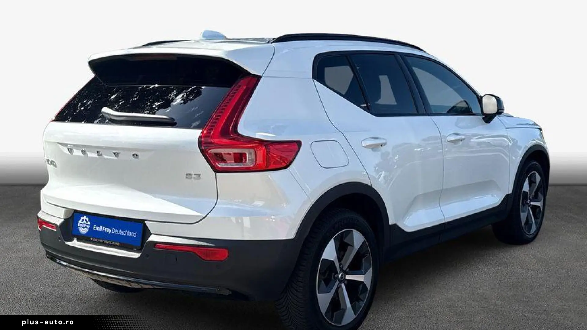 Volvo XC40 B3 B DKG Plus Dark