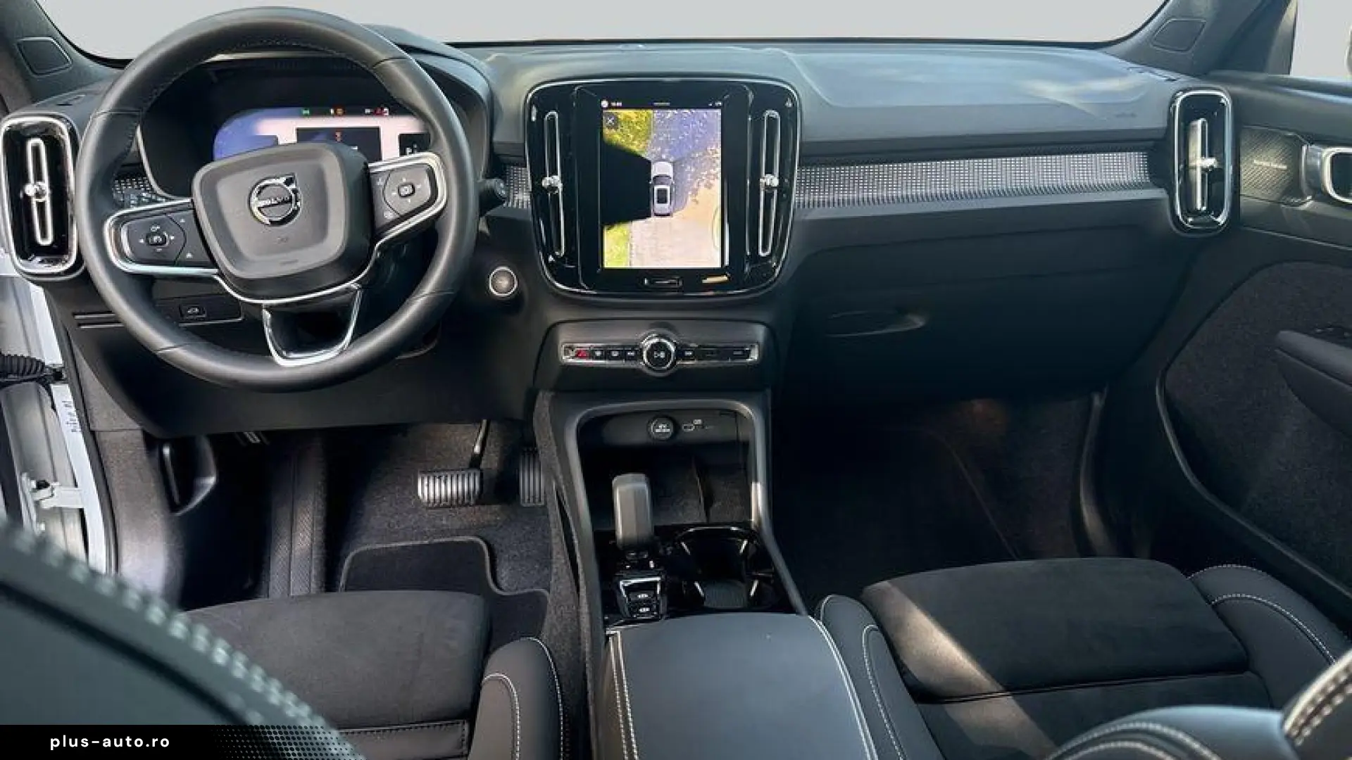 Volvo XC40 B3 B DKG Plus Dark