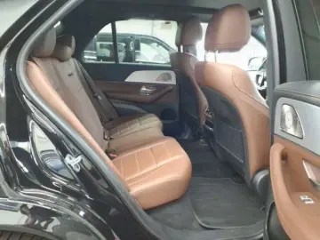 MERCEDES-BENZ GLE 400e 4M