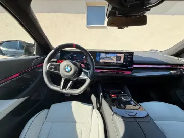 BMW M5 Lim CARBON EXT 360 DR.ASS.PRO