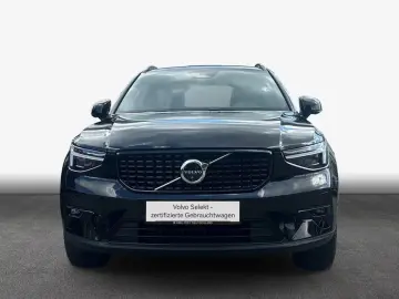 Volvo XC40 B3 B DKG Plus Dark