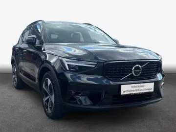 Volvo XC40 B3 B DKG Plus Dark