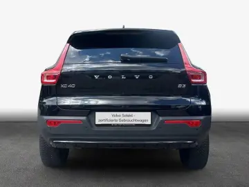 Volvo XC40 B3 B DKG Plus Dark