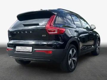 Volvo XC40 B3 B DKG Plus Dark