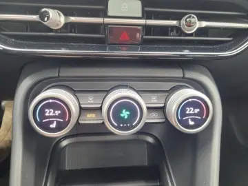 SKODA Kodiaq 1.5 TSI mHEV Selection  7-SITZER PANO