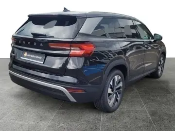 SKODA Kodiaq 1.5 TSI mHEV Selection  7-SITZER PANO