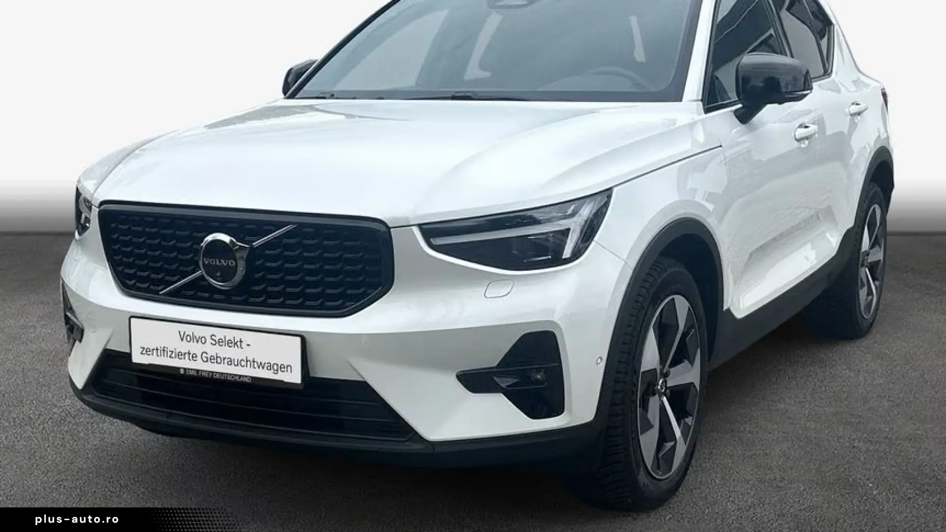 Volvo XC40 B3 B DKG Plus Dark