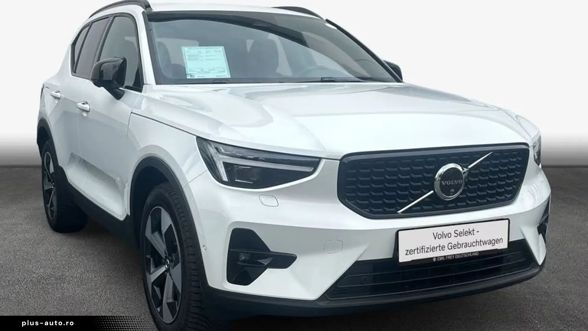 Volvo XC40 B3 B DKG Plus Dark