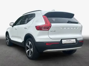 Volvo XC40 B3 B DKG Plus Dark