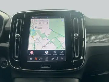 Volvo XC40 B3 B DKG Plus Dark
