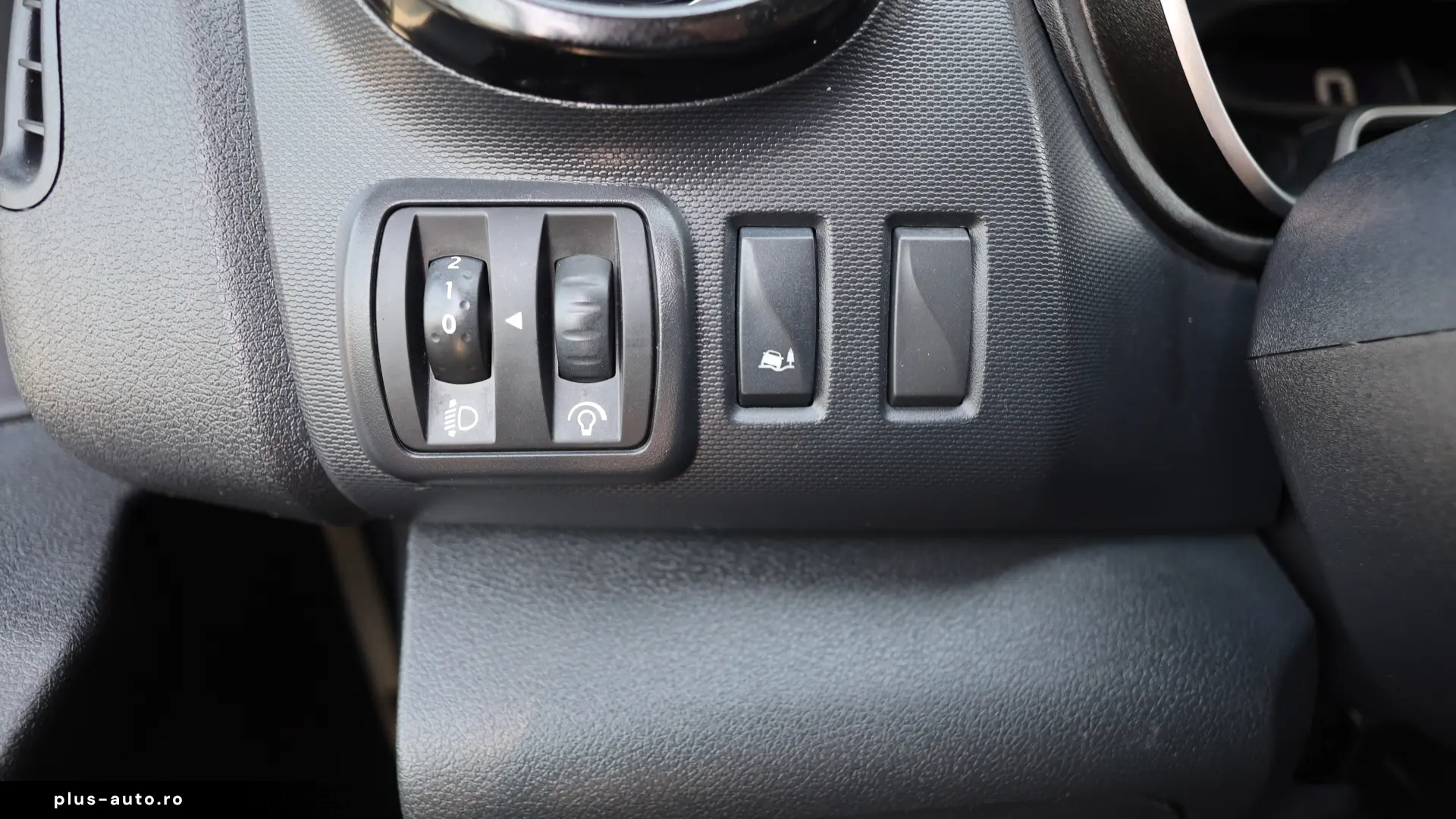 Renault Trafic L2H2 2.0D 145CP