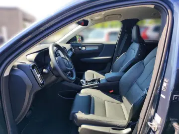 Volvo XC40 B3 Plus Dark 2WD StandHeizG Memory Seats