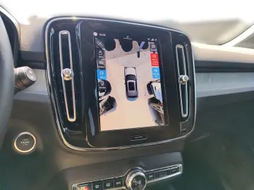 Volvo XC40 B3 Plus Dark 2WD StandHeizG Memory Seats