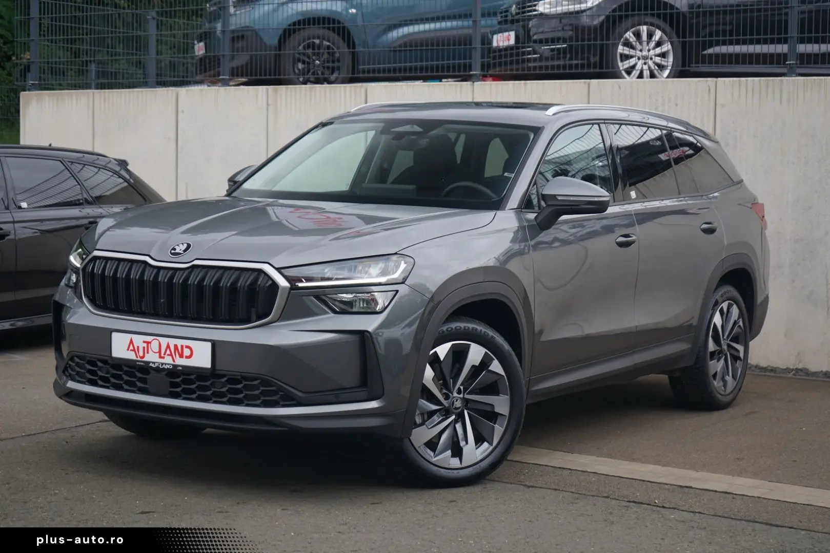 SKODA Kodiaq Selection 1.5 TSI DSG LED 7-Sitzer Pano