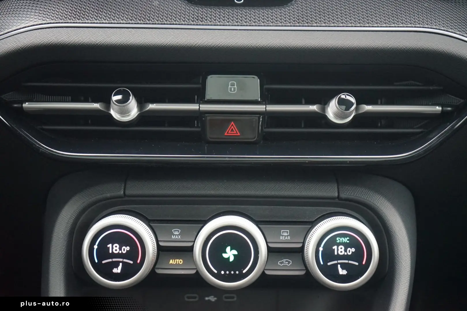 SKODA Kodiaq Selection 1.5 TSI DSG LED 7-Sitzer Pano