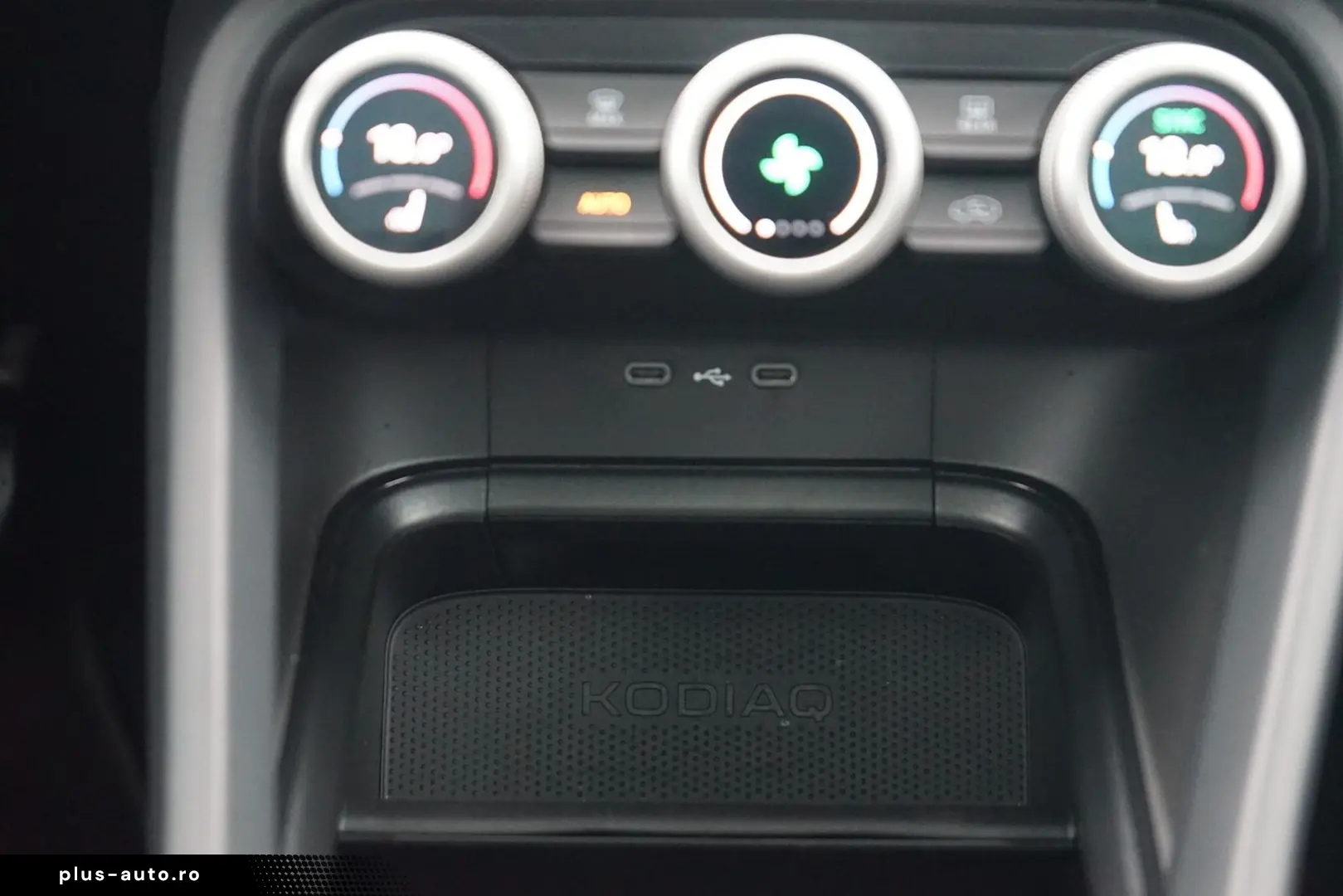 SKODA Kodiaq Selection 1.5 TSI DSG LED 7-Sitzer Pano
