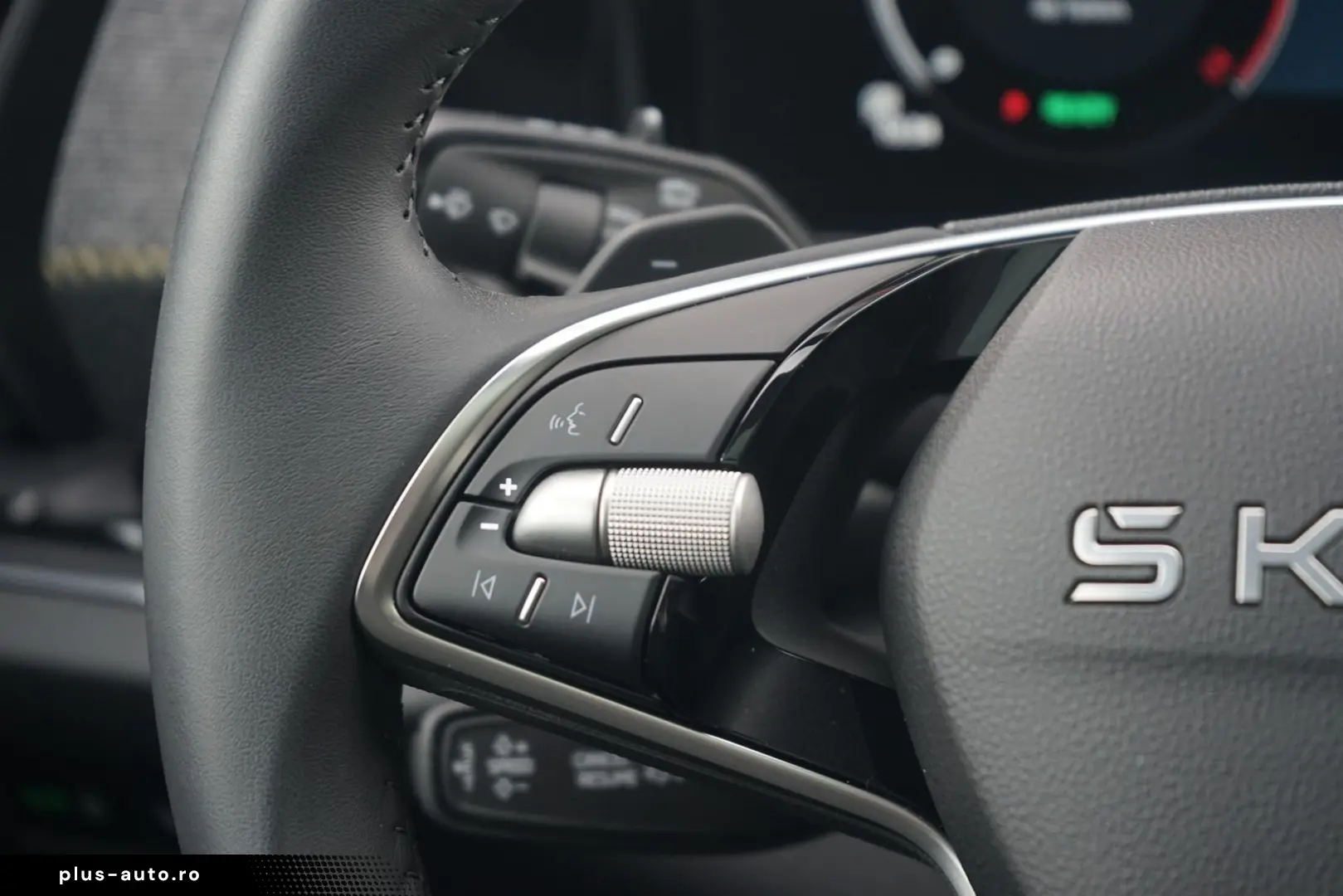 SKODA Kodiaq Selection 1.5 TSI DSG LED 7-Sitzer Pano