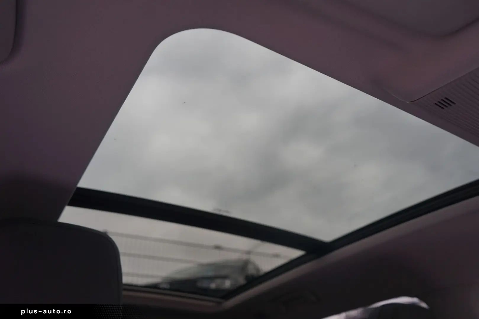 SKODA Kodiaq Selection 1.5 TSI DSG LED 7-Sitzer Pano