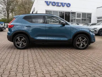 Volvo XC40 Plus Dark 2WD Electric Pano Digital Cockpit