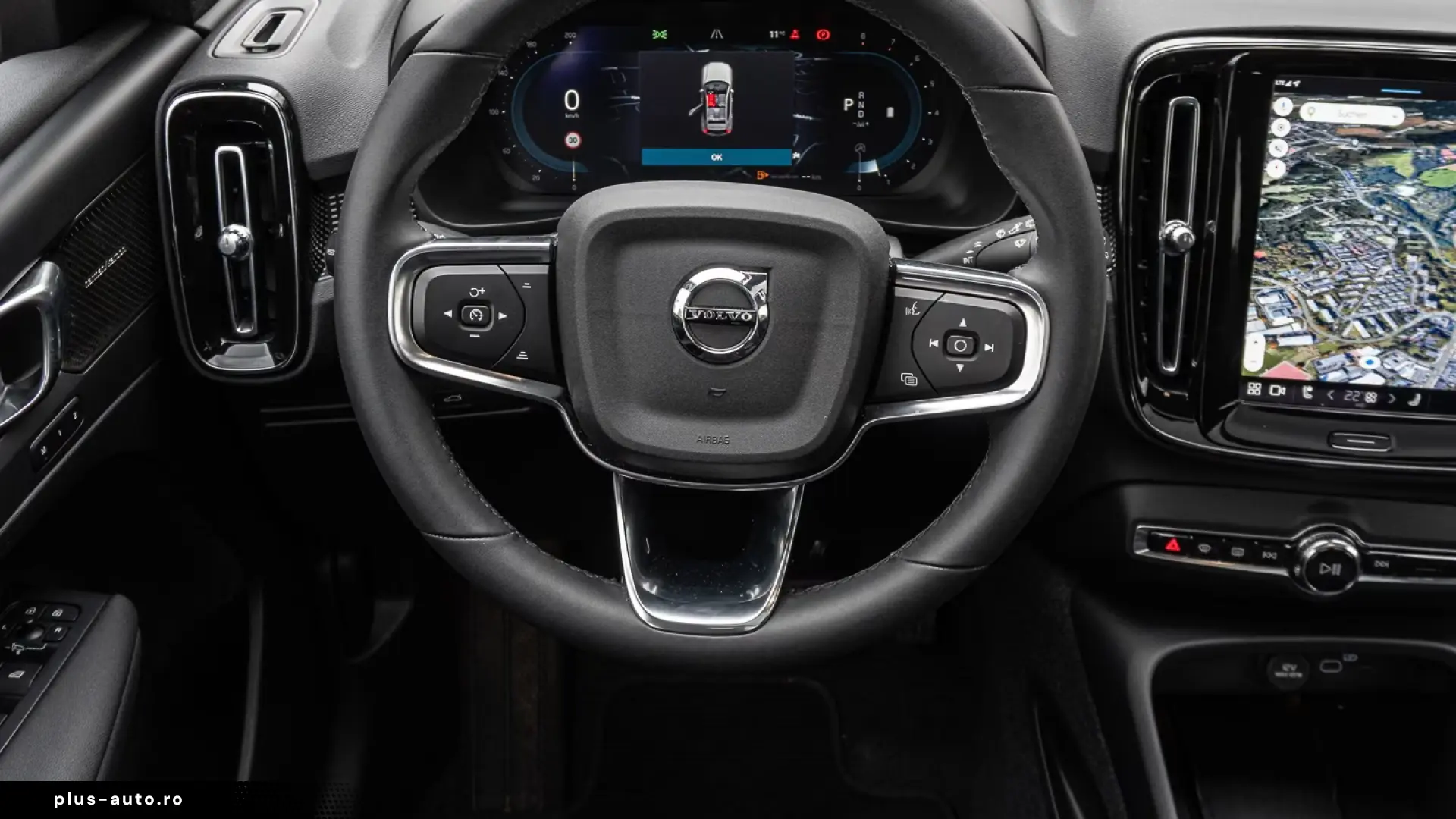 Volvo XC40 Plus Dark 2WD Electric Pano Digital Cockpit