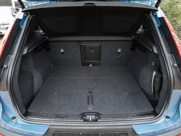 Volvo XC40 Plus Dark 2WD Electric Pano Digital Cockpit