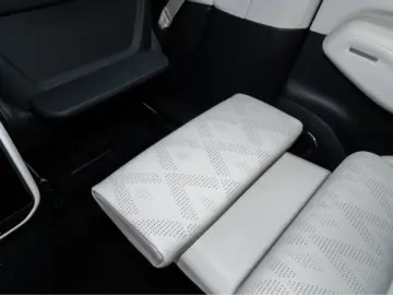 Zeekr 8X MAX Ultra
