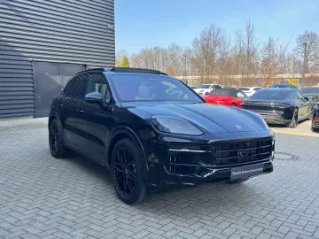 Porsche Cayenne S E-Hybrid Black Edition