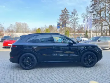 Porsche Cayenne S E-Hybrid Black Edition