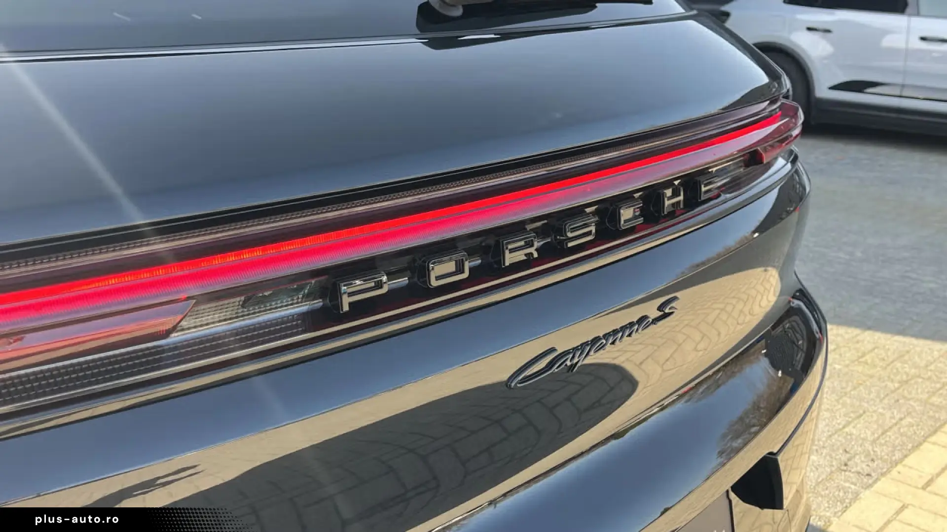 Porsche Cayenne S E-Hybrid Black Edition