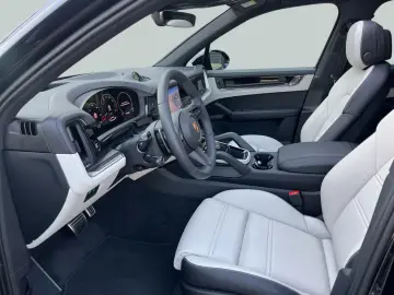 Porsche Cayenne S E-Hybrid Black Edition