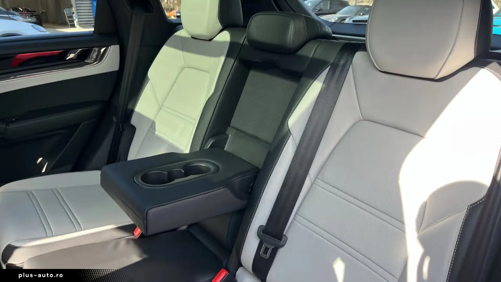 Porsche Cayenne S E-Hybrid Black Edition