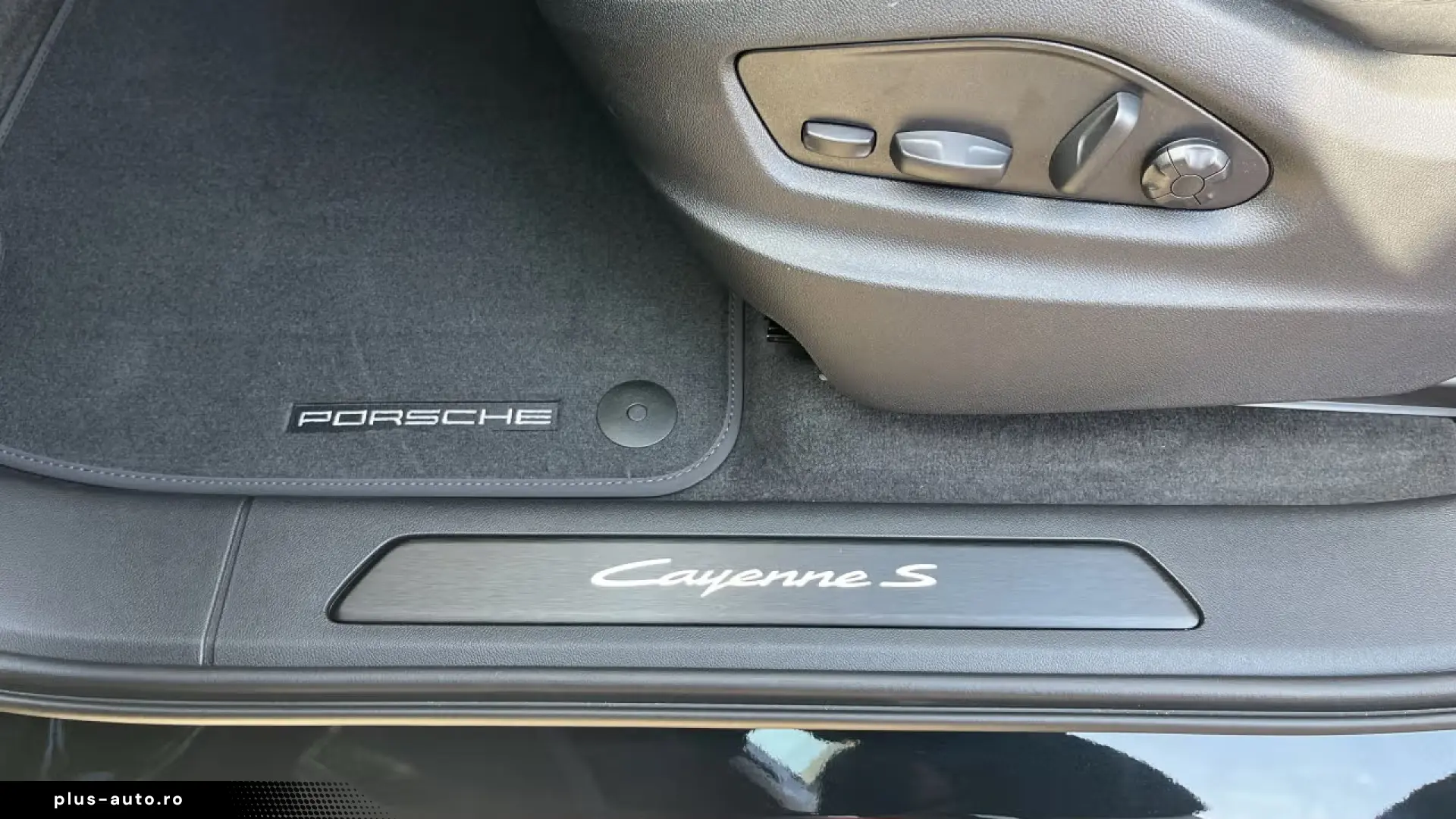 Porsche Cayenne S E-Hybrid Black Edition