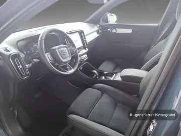 Volvo XC40 B3 Ultra Black Edition Panoramic Auxiliary Heater
