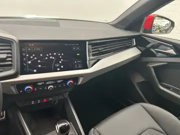 Audi A1 allstreet 35 TFSI S line S tro LED Virtual Na