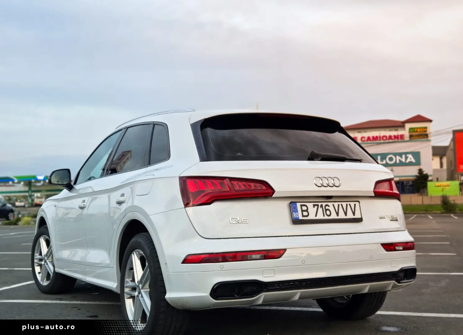 Audi Q5 55TFSIe -367hp  Plugin  Matrix  360  Suspensie aer