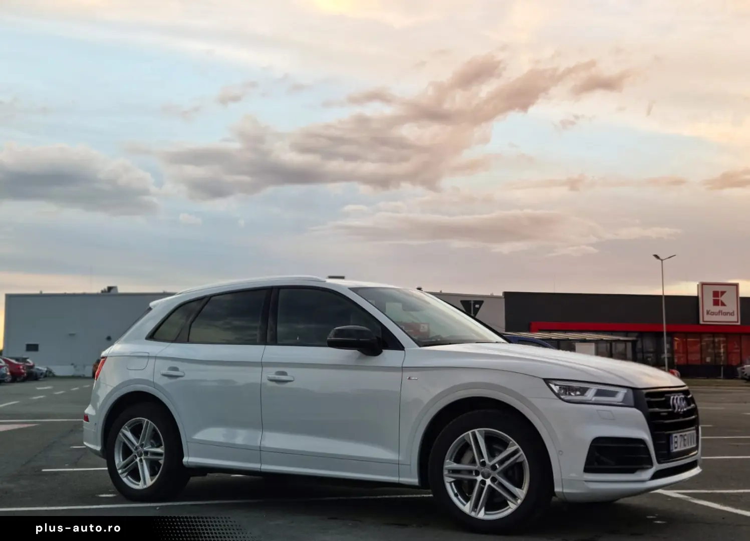 Audi Q5 55TFSIe -367hp  Plugin  Matrix  360  Suspensie aer