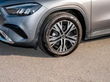 Mercedes-Benz GLA 200 d PROGRESSIVE KLIMA NAVI MBUX