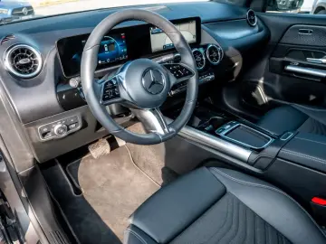 Mercedes-Benz GLA 200 d PROGRESSIVE KLIMA NAVI MBUX