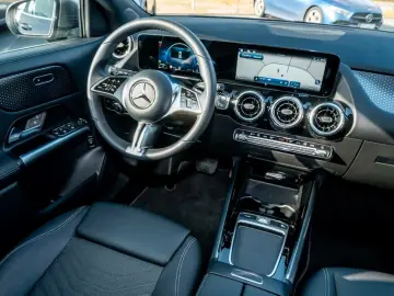 Mercedes-Benz GLA 200 d PROGRESSIVE KLIMA NAVI MBUX