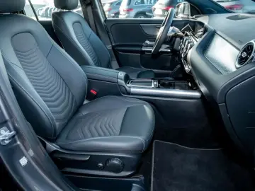 Mercedes-Benz GLA 200 d PROGRESSIVE KLIMA NAVI MBUX