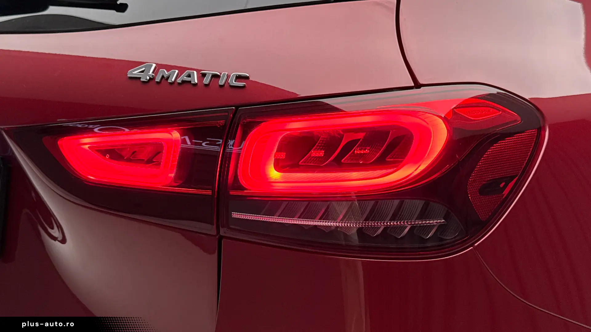 MERCEDES-BENZ GLA 250 4MATIC AMG  Piele Rosie  Pano  360
