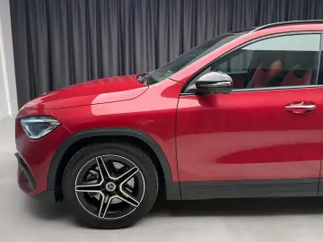 MERCEDES-BENZ GLA 250 4MATIC AMG  Piele Rosie  Pano  360