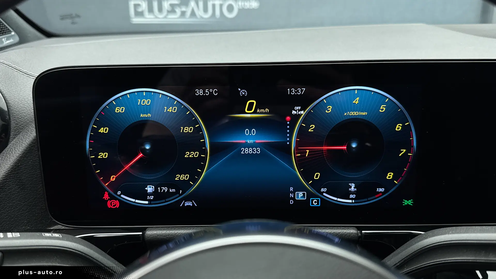 MERCEDES-BENZ GLA 250 4MATIC AMG  Piele Rosie  Pano  360