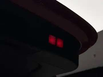 MERCEDES-BENZ GLA 250 4MATIC AMG  Piele Rosie  Pano  360