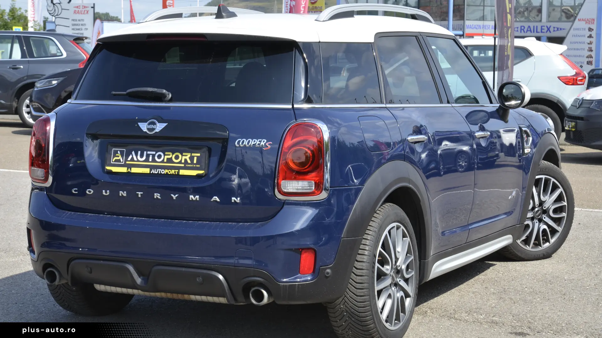 Mini Cooper-S Countryman ALL4 John Cooper Works