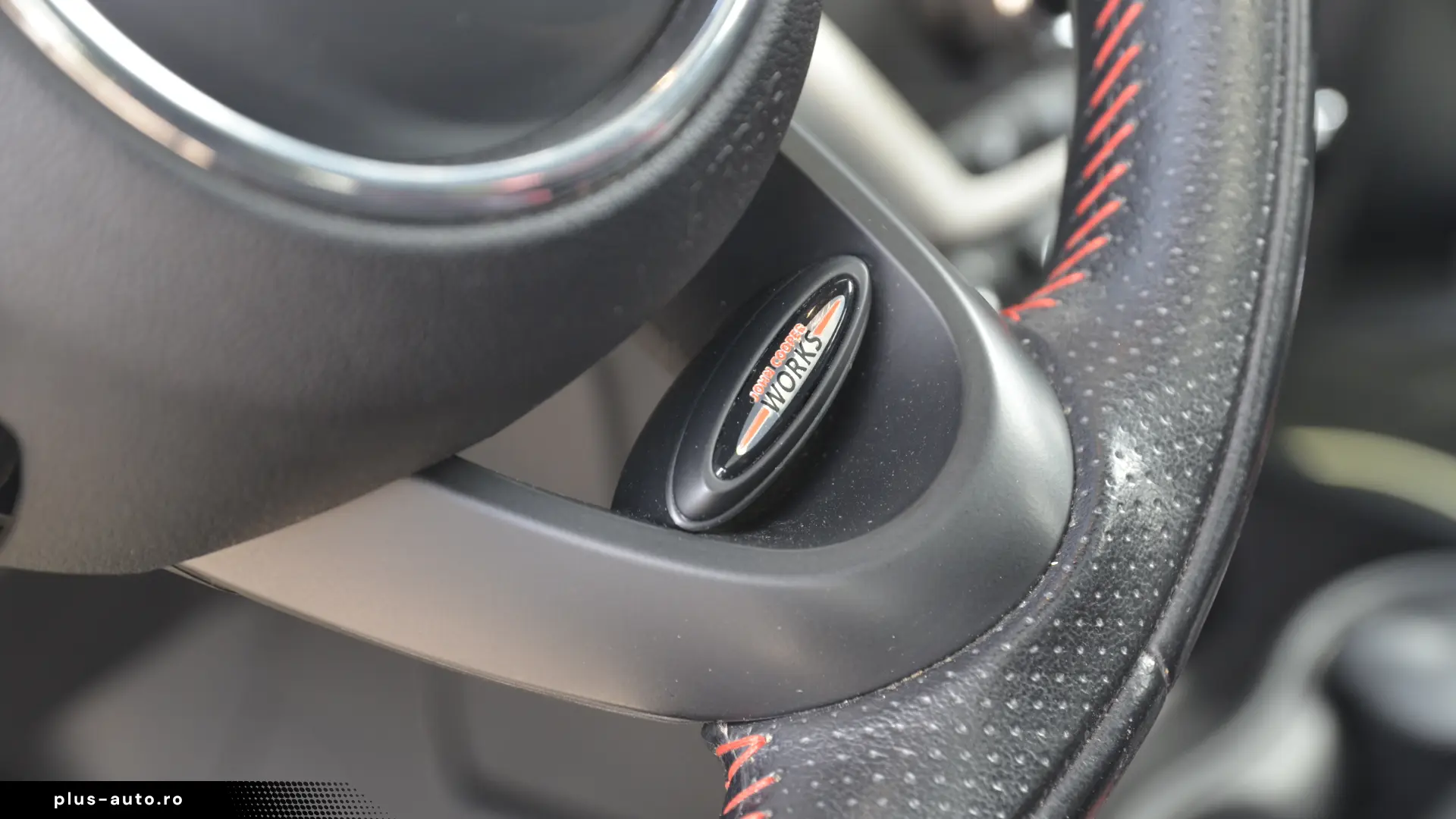 Mini Cooper-S Countryman ALL4 John Cooper Works