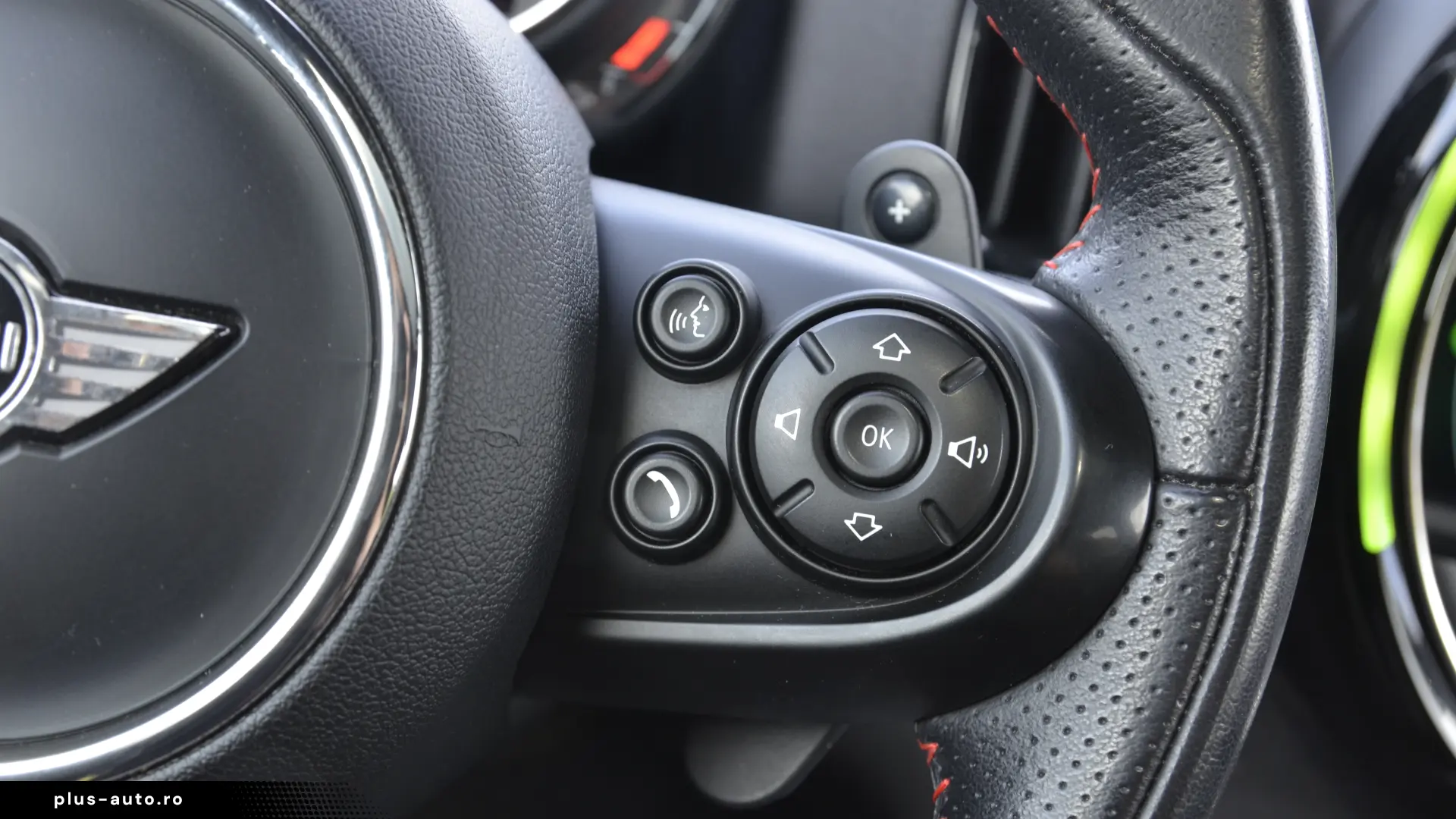 Mini Cooper-S Countryman ALL4 John Cooper Works