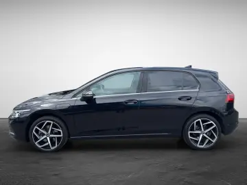 Volkswagen Golf 1.4 TSI DSG eHybrid Style Head-Up Panoramic